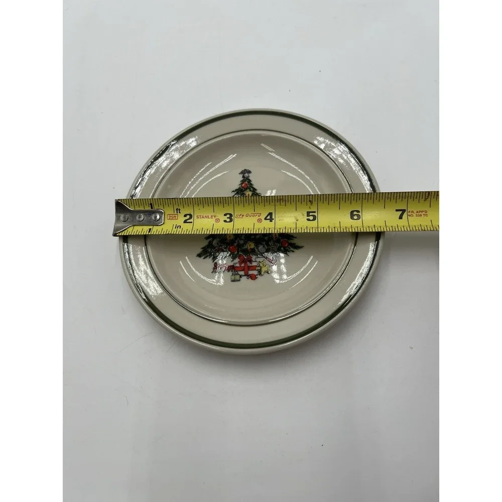 Set of 4 Christmas Tree Stoneware Salad Dessert Plates 6.5